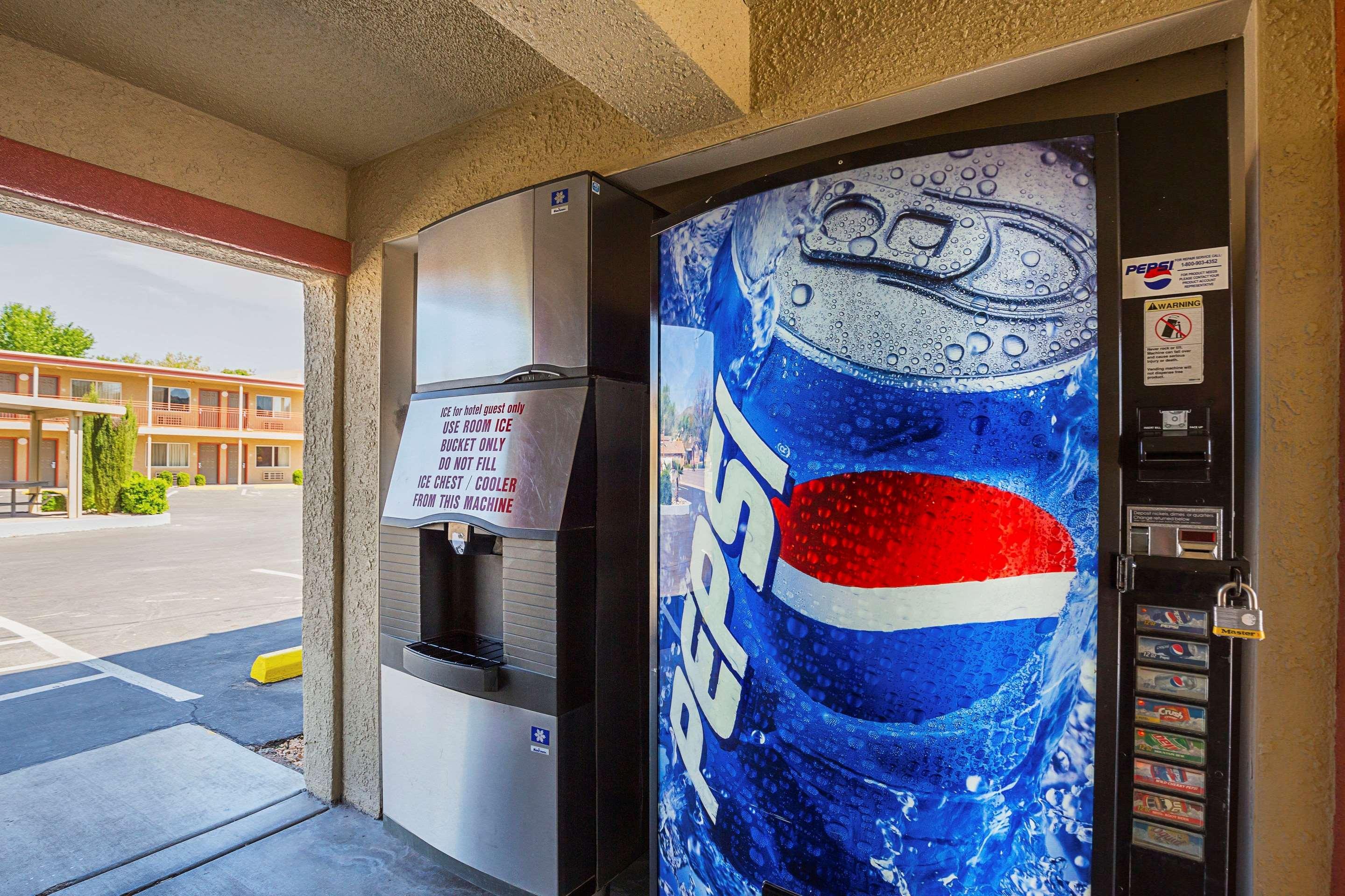 Econo Lodge Hurricane Zion Park Area Eksteriør billede