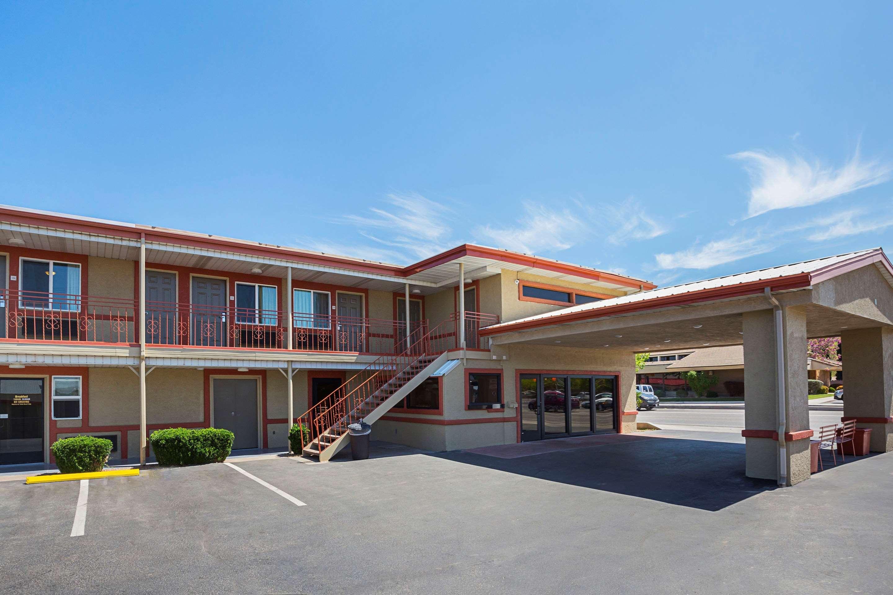 Econo Lodge Hurricane Zion Park Area Eksteriør billede