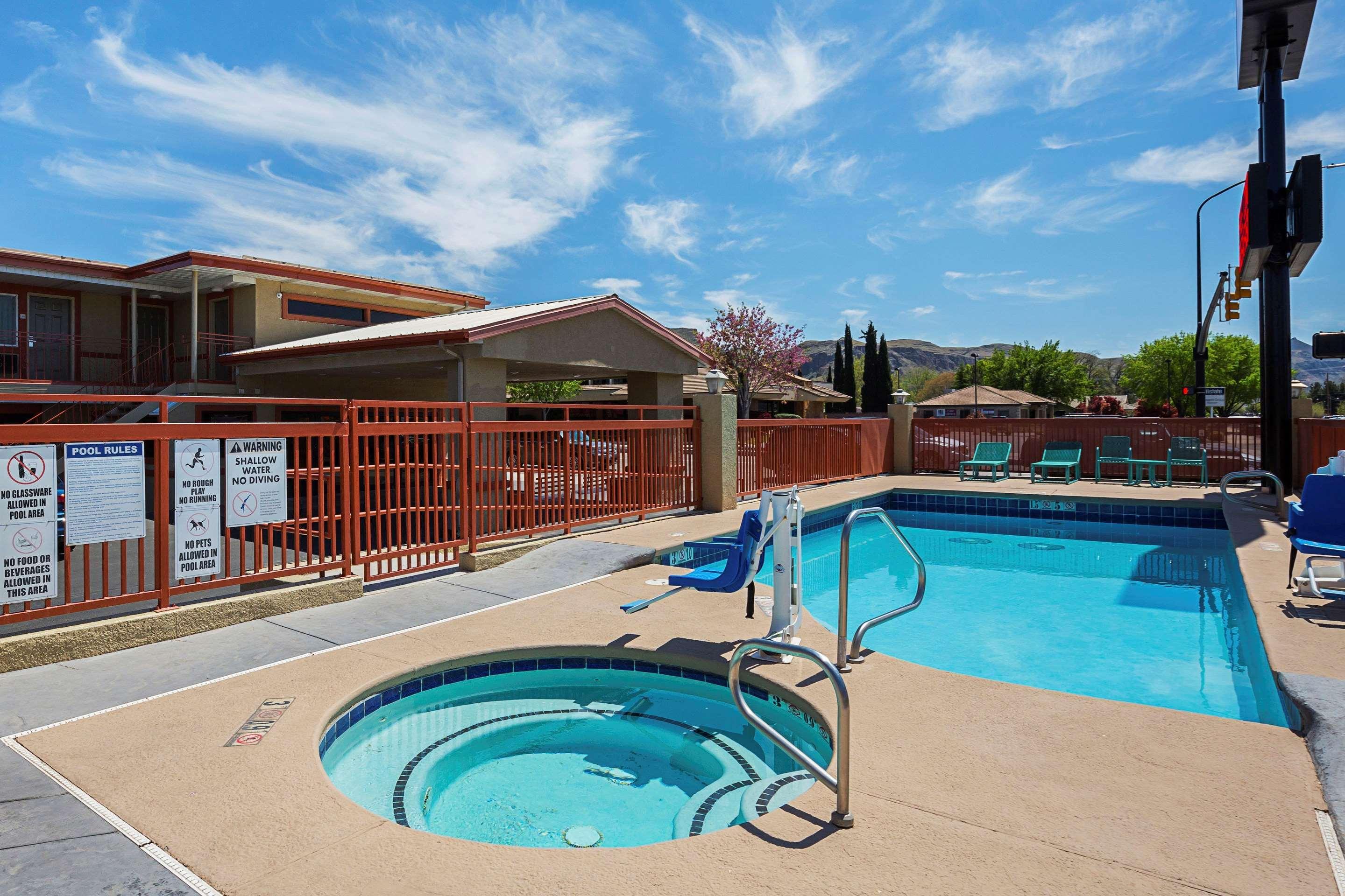 Econo Lodge Hurricane Zion Park Area Eksteriør billede